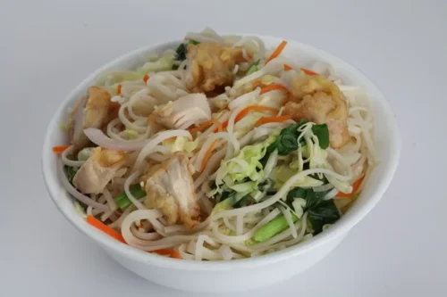 HAKKA NOODLES